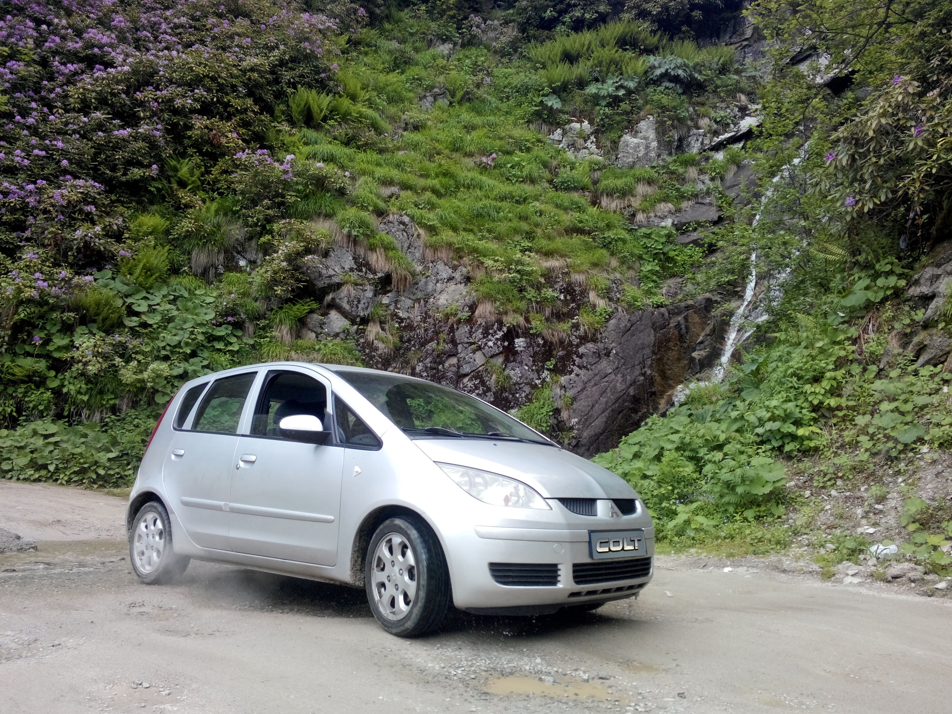 Mitsubishi Colt: özellikleri, sahibi yorumları Mitsubishi Colt: özellikleri, sahibi yorumları