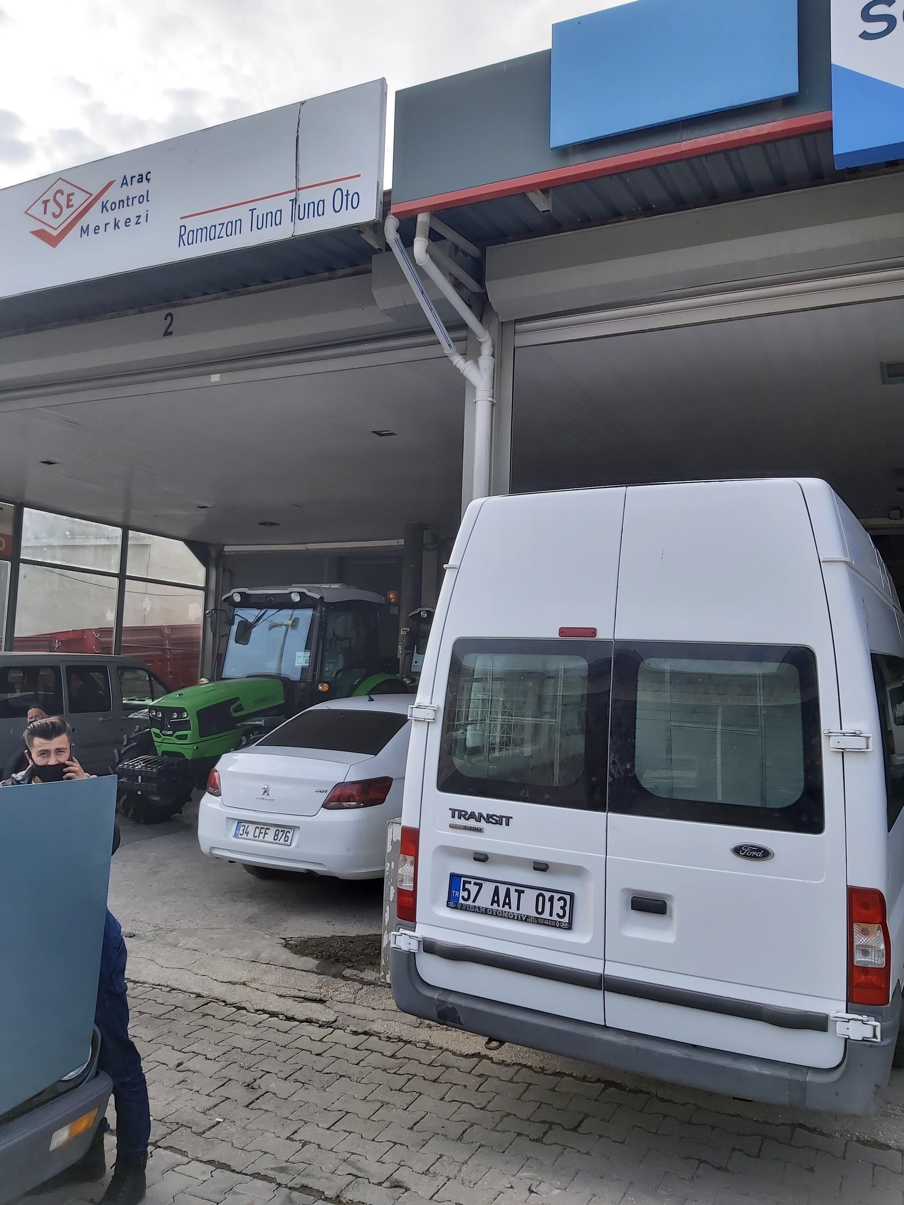 Yine 200ps Transit Aldim Cam Iptaline Basladik