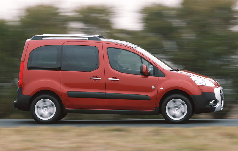 YENİ PEUGEOT PARTNER » Sayfa 1 - 2