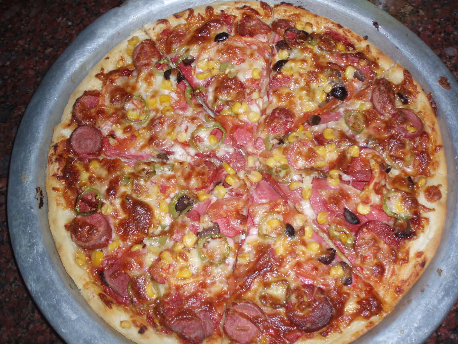 Pizza Taşı ile Pizza Denemesi Pizza Taşı ile Pizza Denemesi