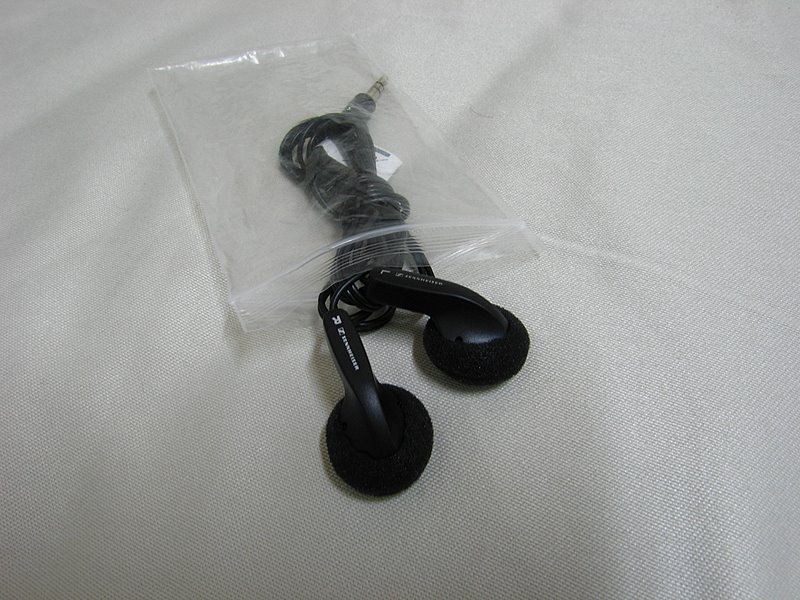  MÜZİĞİ HİSSEDİN!! KALİTELİ MP3 PLAYER VE KULAKLIKLAR UCUZA..