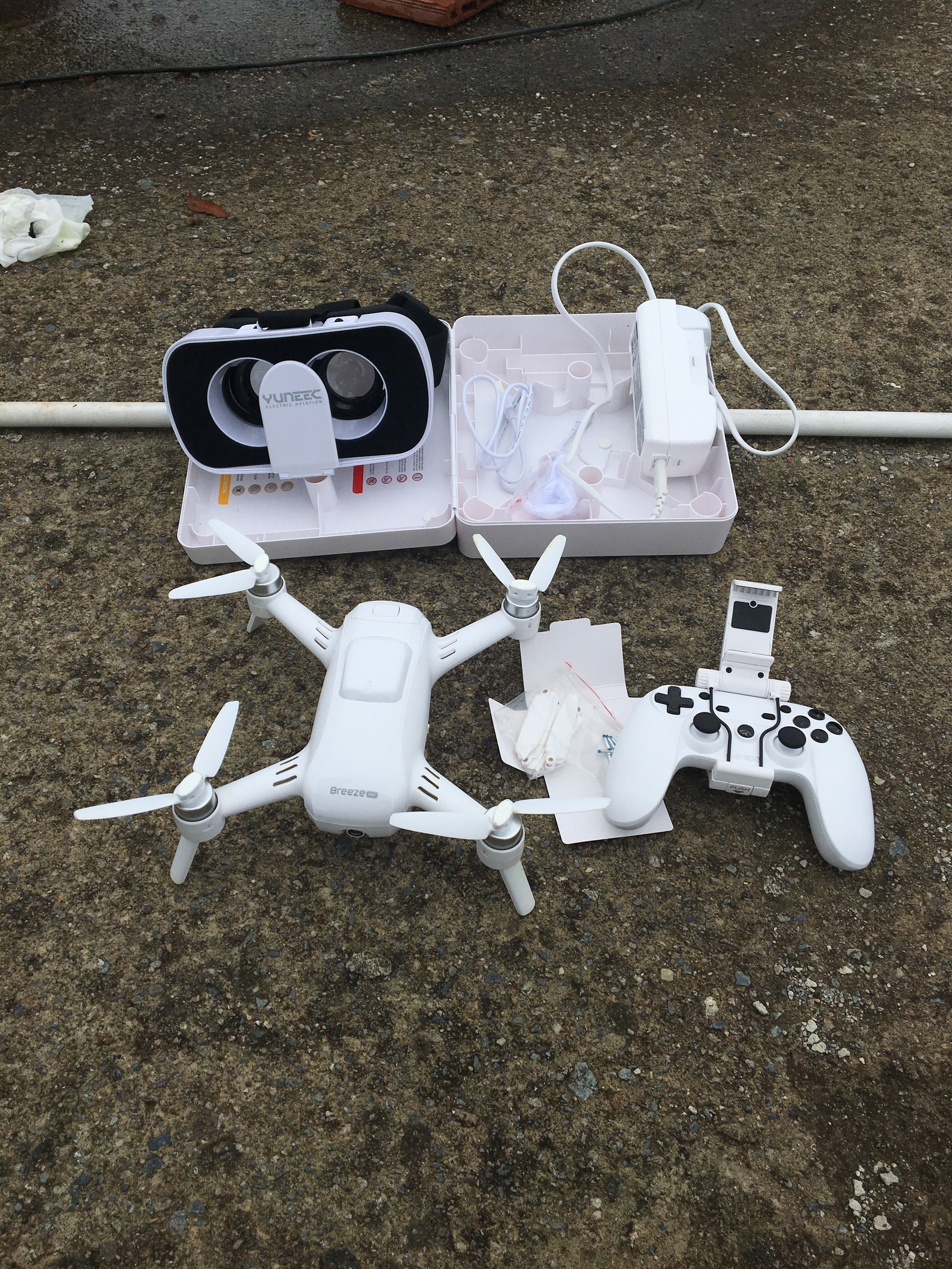 SATILIK Yuneec Breeze 4K Drone