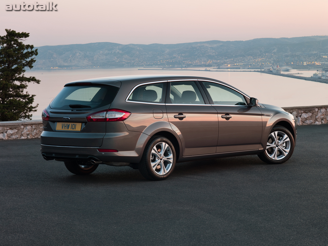  2011 FORD  MONDEO (makyaj)