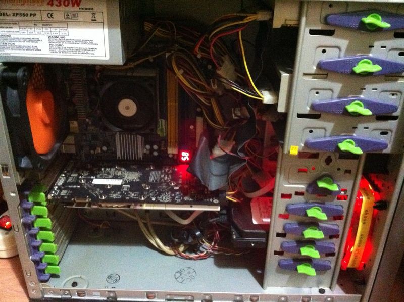  Thermaltake Matrix kasa 40 lira.  (Led fan hediyeli) [SATILMIŞTIR]