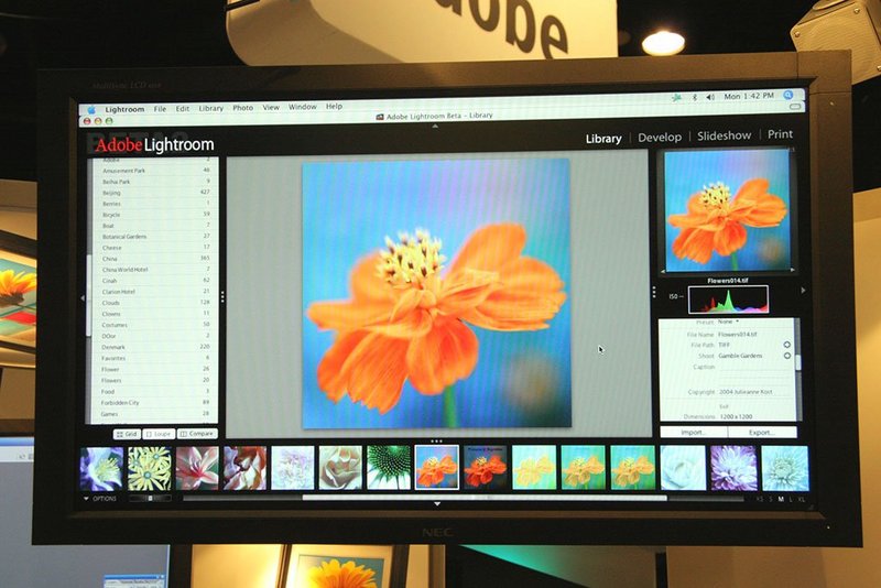  ADOBE LIGHTROOM™