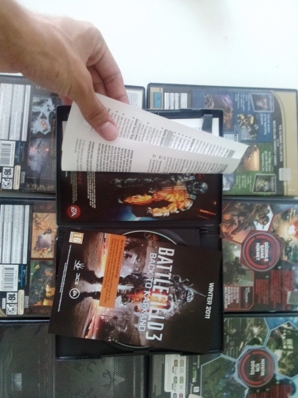  Satılık Hepsi Orjinal ( BattleField 3 , Crysis , Crysis WarHead , FEAR ,Diablo 2, Starcraft 1-2