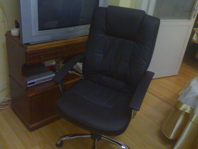  En Rahat Koltuk (PC.yönetici.büro vs.) Ne Tavsiye Edersiniz?