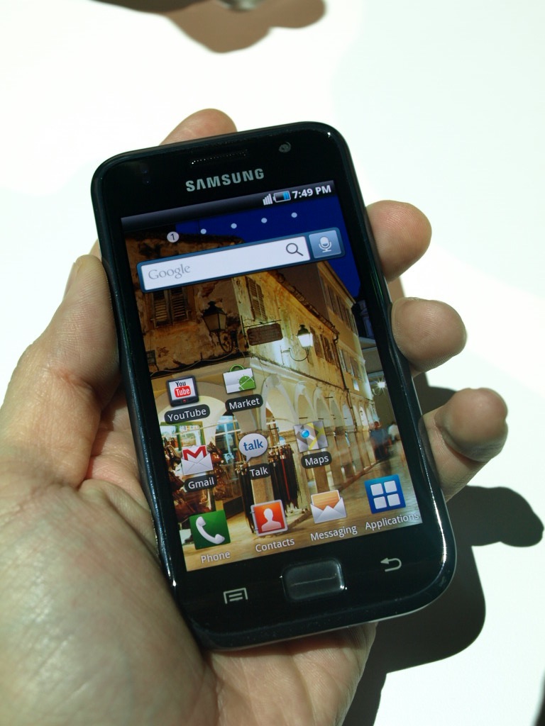 Смартфон центр. Самсунг i9000 Galaxy s. Samsung Galaxy s i9000. Новый. HTC i9000. Самсунг 2010.
