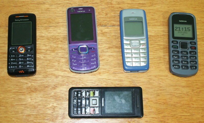  [b]satılık veya takaslık telefonlar[/b] (blackberry , pc parçası , takas)
