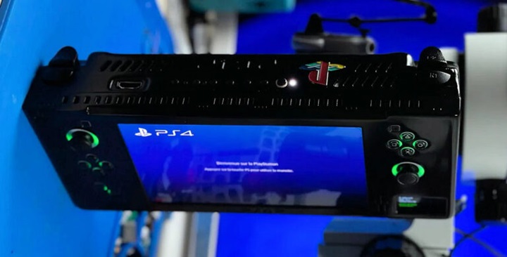Playstation 4 Slim, el konsoluna dönüştürüldü: OLED ekran ve dahası