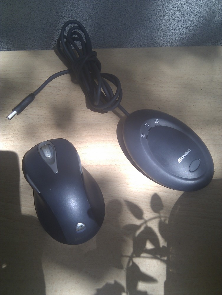  Microsoft Wireless Lazer Mouse 5000
