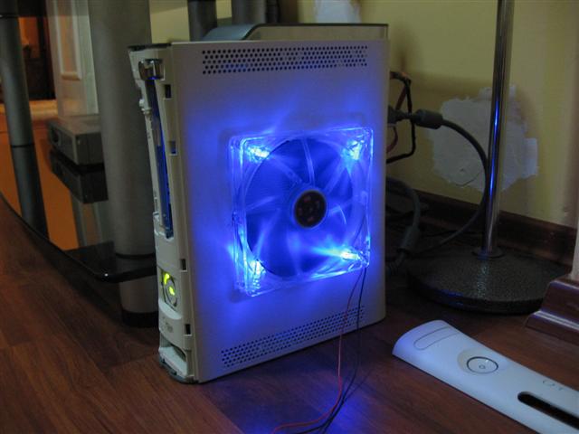  Xbox 360 ' a fan mod yaptım.