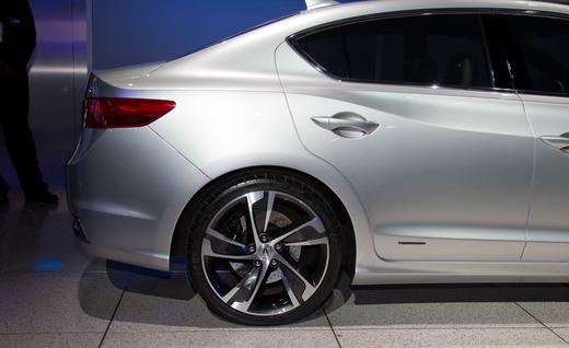  2013 Acura ILX (Yeni Honda Accord) - $25.900