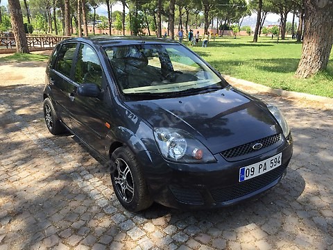  Ford Fiesta 1.4 TDCi renk sorunu