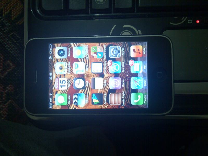 SATILIK İPHONE 3GS 16GB BEYAZ