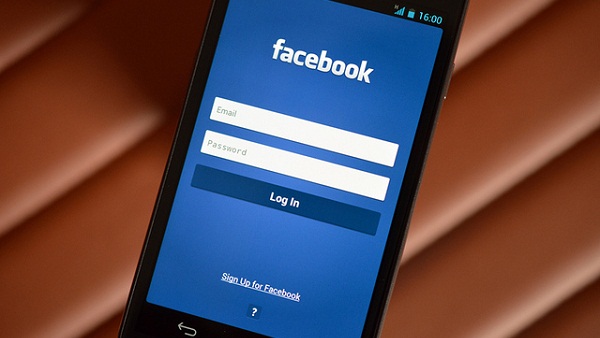 Facebook, 4 Nisan'da telefon yerine Android için yeni bir ana ekran ile karşımıza çıkabilir