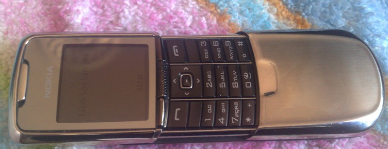  SATILIK NOKIA 8800 SILVER garantili (COK TEMİZ)