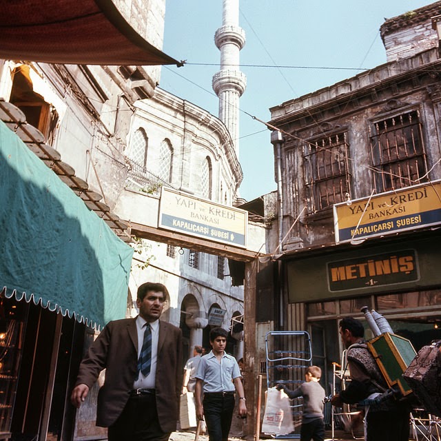  1971 İSTANBUL FOTOĞRAFLARI ( YÜKSEK ÇÖZÜNÜRLÜKLÜ / DÜN ÇEKİLMİŞ GİBİ )