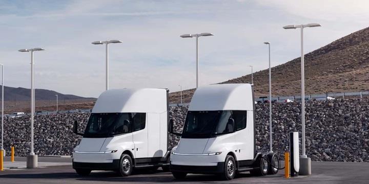 Tesla Semi'nin dev batarya kapasitesi ortaya çıktı: 822 kWsa paket ve 1,2 MW ultra hızlı şarj