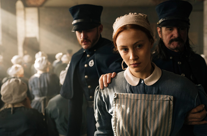 Alias Grace (2017) | Netflix - Sarah Gadon