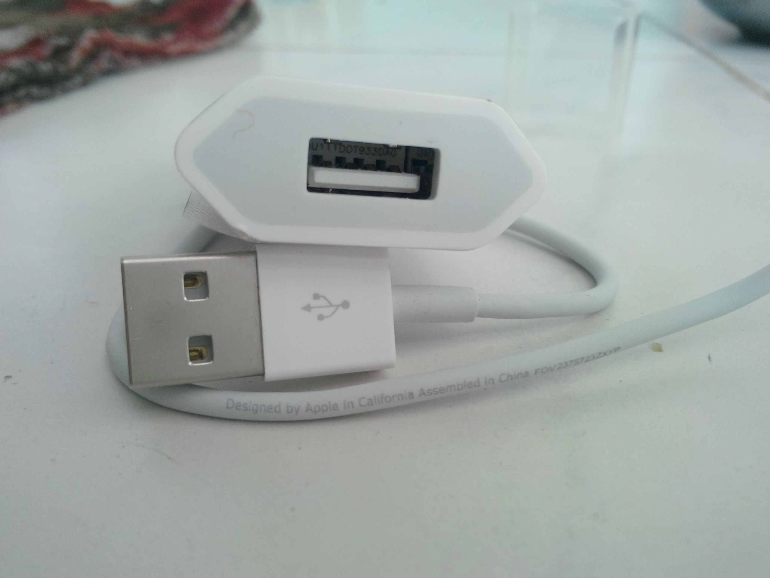  Apple Orjinal ŞARJ Aleti ve USB Kablosu Sıfır Uygun Fiyata  + ÜCRETSİZ Kargo