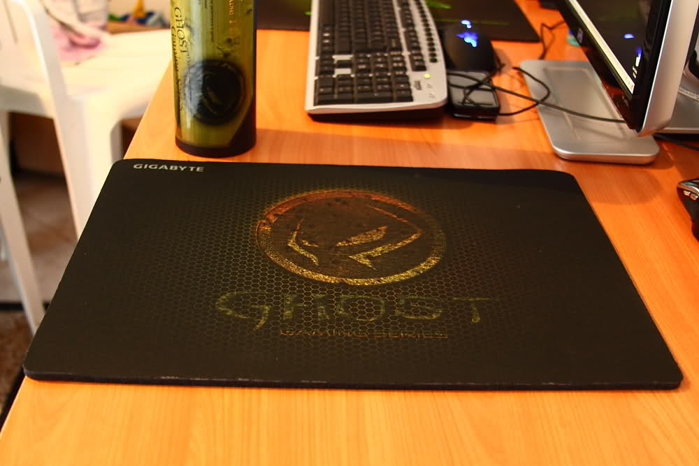  İnceleme: Gigabyte Ghost Mousepad - Razer control ile karşılaştırma