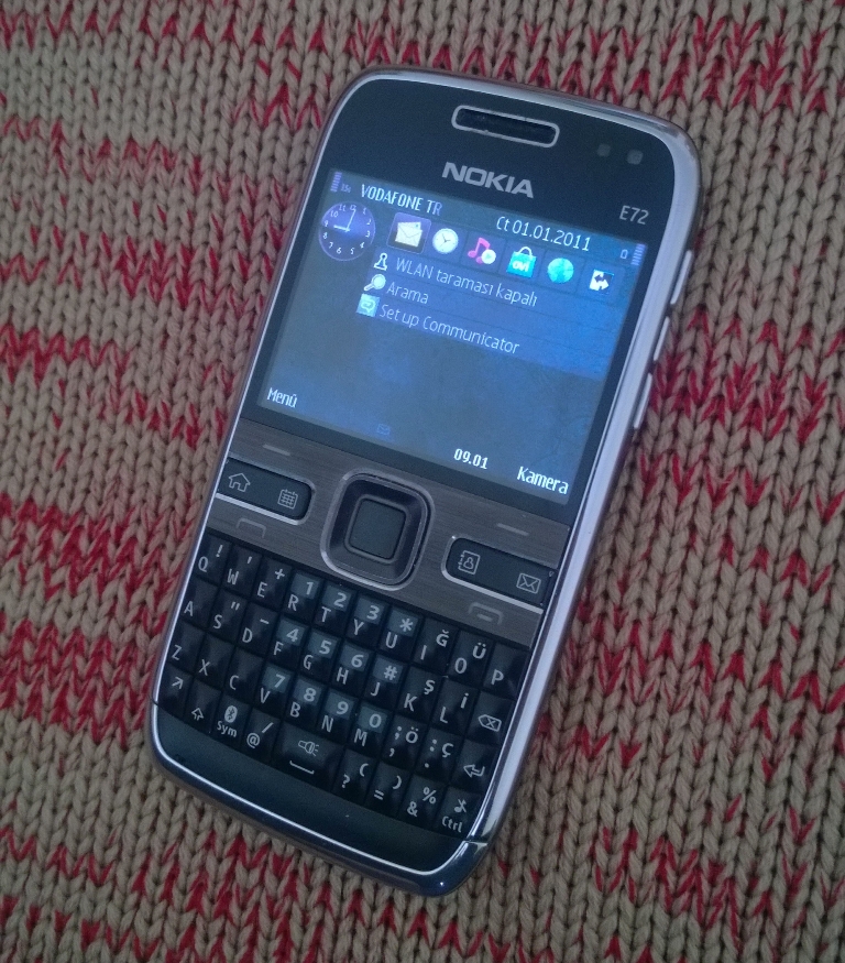 Nokia E72 - 80 TL