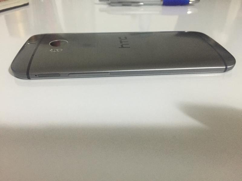  HTC One M8 Gun Metal ***699 TL***