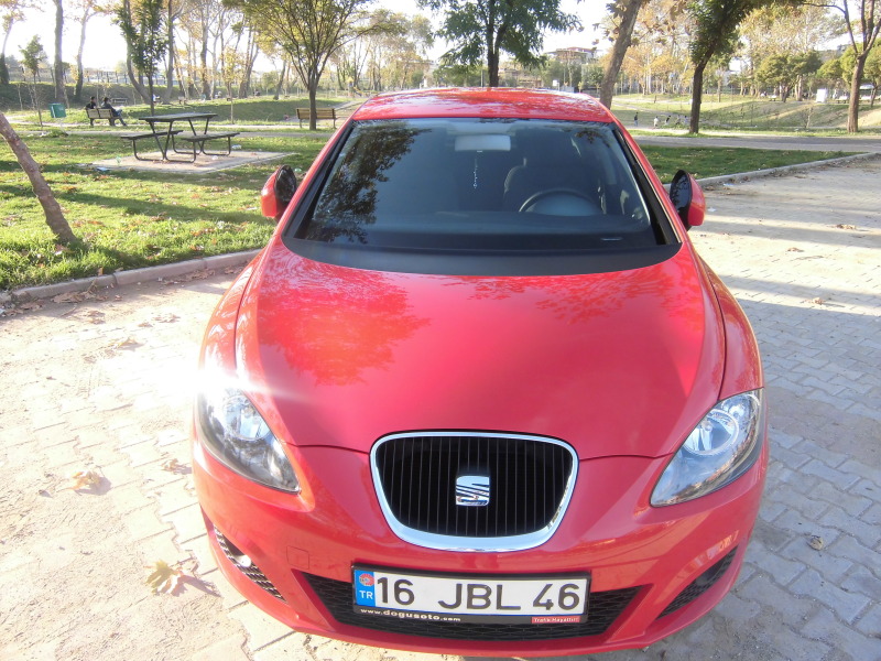  İlk Sahibinden 2010 SEAT LEON 1,6 STYLANCE 32.000 Km'de KIRMIZI
