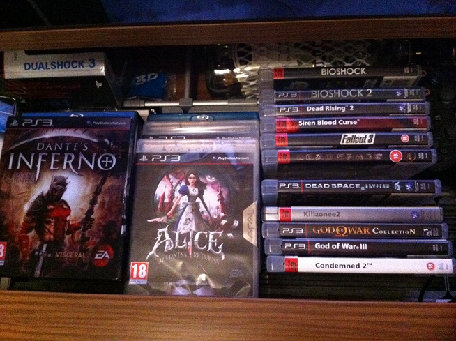  ARSIVIMDEN SATILIK PS3 OYUNLARI VE BLURAY FILMLER (Deniz Canavarlari 3D, terminator steel box)