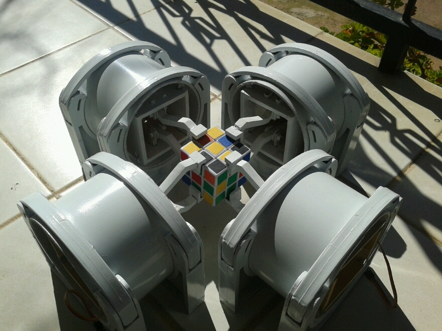  Rubikmatik (Rubik(zeka) küpün renklerini algılayıp çözebilen robot) projesi
