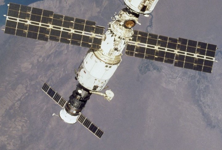 NASA, ISS’teki sızıntı nedeniyle özel astronot görevini süresiz olarak erteledi