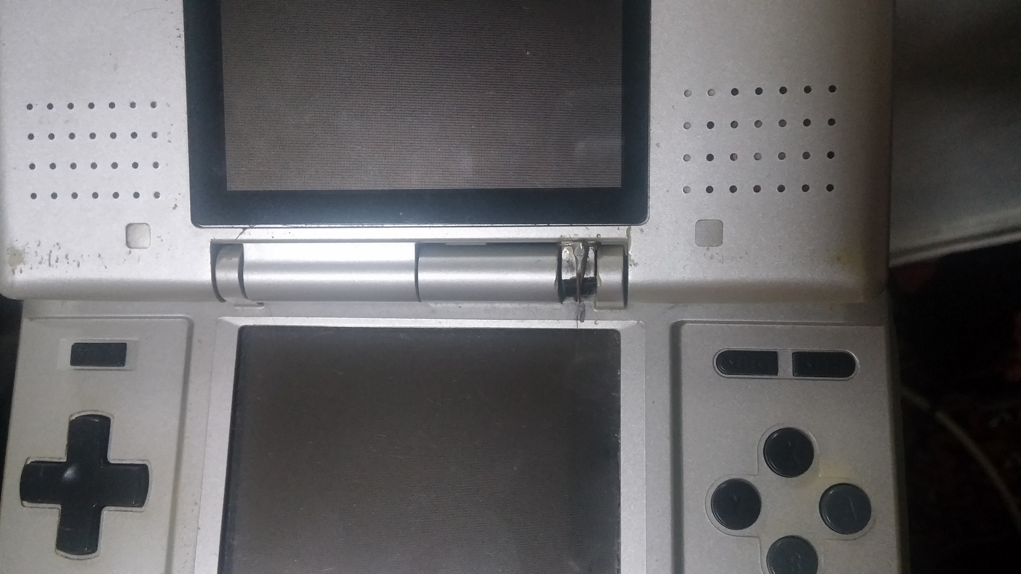  Nintendo DS kırık parçasını bulmamda yardımcı olabilir misiniz