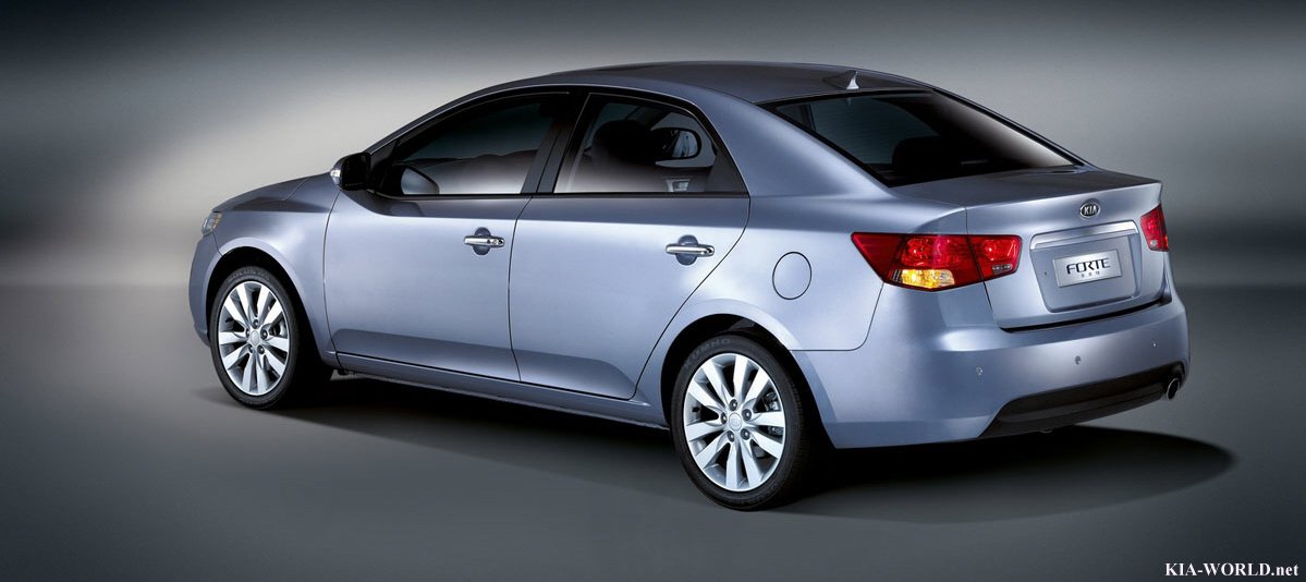  2009 kia cerato spy fotoları