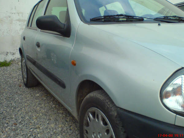  2000 Renault Clio 1.6i RTE AC