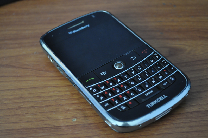  ##SATILIK## BLACKBERRY BOLD 9000 ---100 TL---