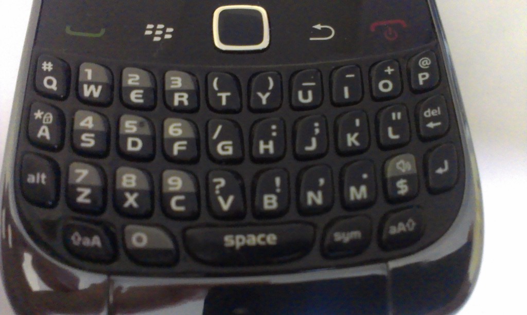  << BLACKBERRY CURVE 3G 9300 >> (220TL)