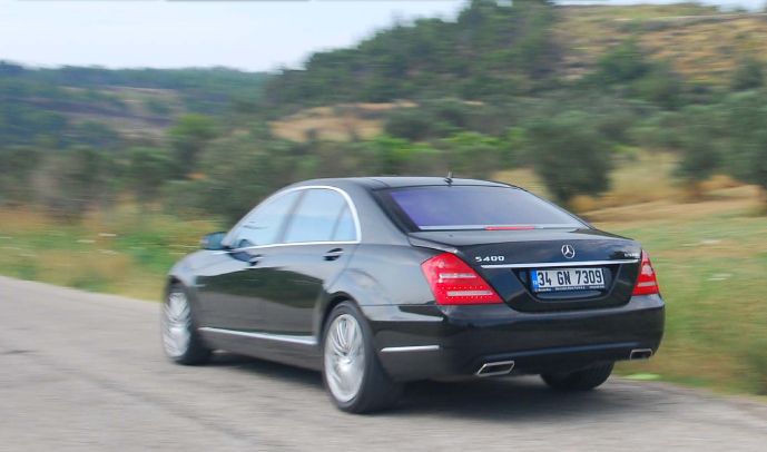  Tr plakalı S400 Hybrid gören var mı