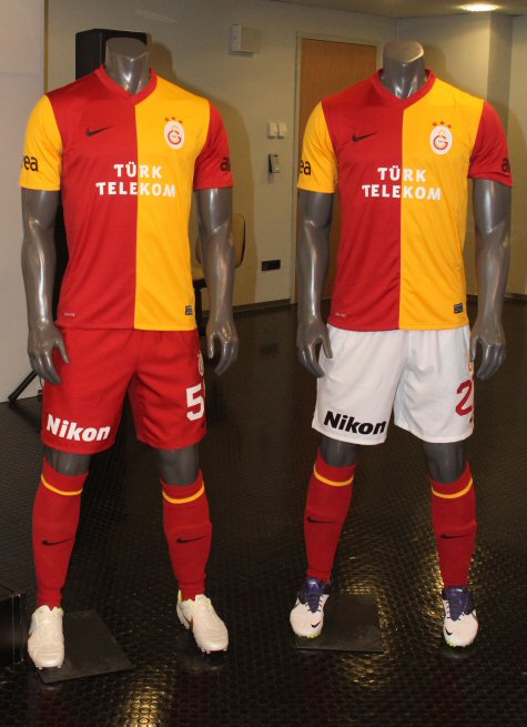  Nikon Galatasaray’a Sponsor Oldu