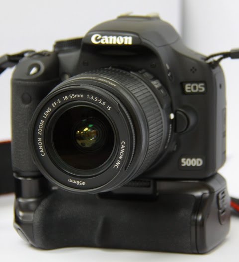  SATILIK CANON 500D + battery grip + 18-55 + 75-300 + çanta 1100 TL
