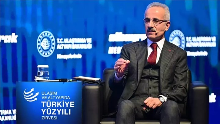 Bakan Uraloğlu’ndan 5G, fiber internet ve sosyal medya açıklaması