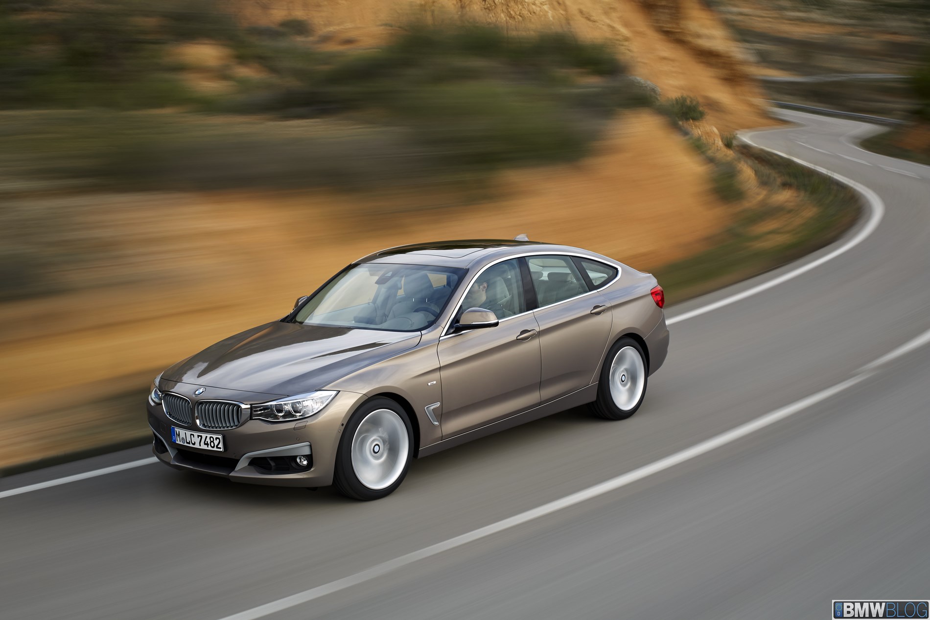  YENİ BMW 3 SERİSİ GT TANITILDI