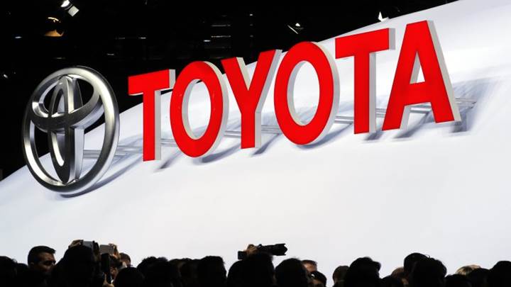 Toyota teknolojiyi kullanmadan önce otonom araçlarının 8.8 milyar mil test edilmesi gerektiğine inanıyor