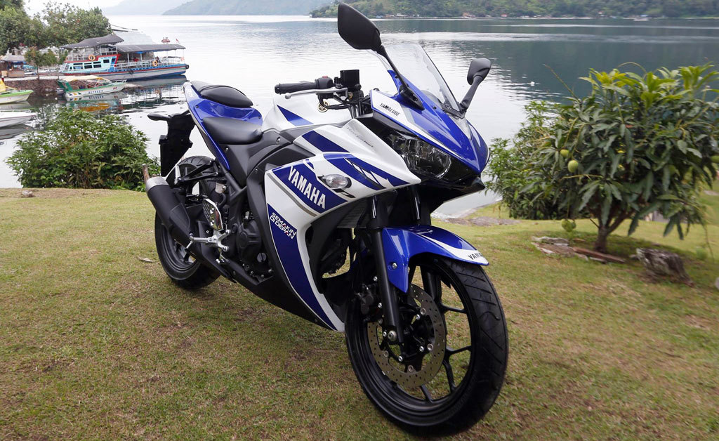 1 r 25. Yamaha r25 2021. Yamaha’s YZF-r25m. Yamaha YZF-r25 авито. Yamaha начало 21.