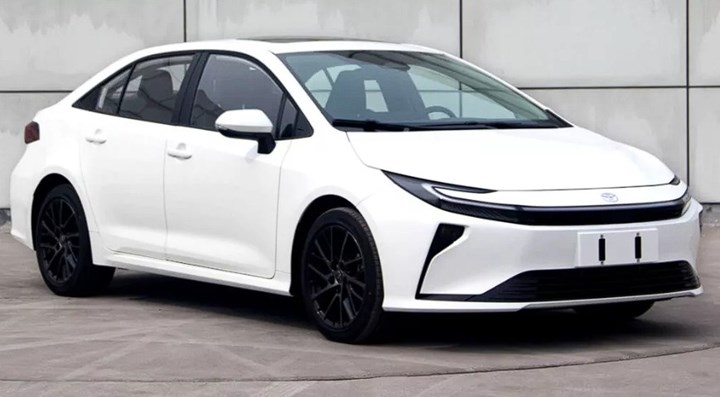 Yenilenen Toyota Corolla Çin'de ortaya çıktı