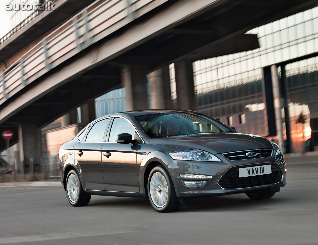  2011 FORD  MONDEO (makyaj)