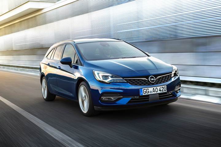 Makyajlı Opel Astra tanıtıldı: Gelmiş geçmiş en verimli Astra