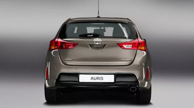  yeni auris in arkası