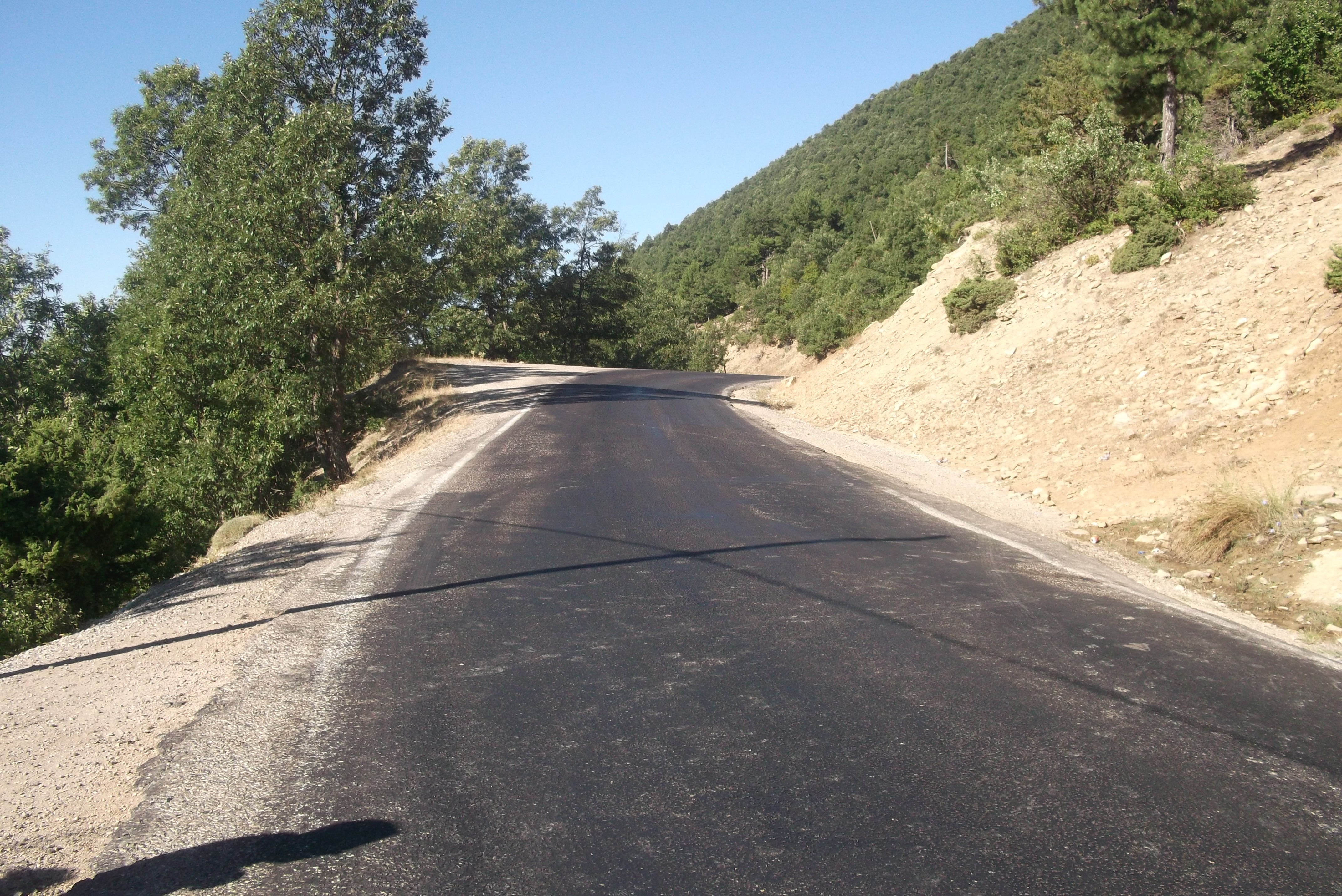  Türkiyenin en tehlikeli,virajlı,yüksek dağ yolları?