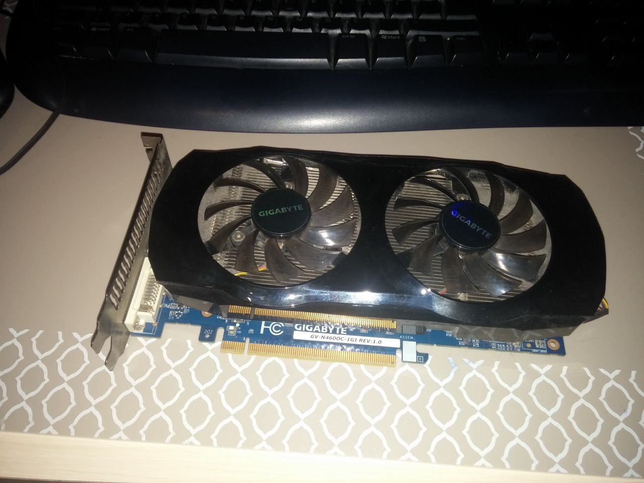 SATILIK GIGABYTE GTX 460 O.C. VERİSYON 140tTL(İZMİR)